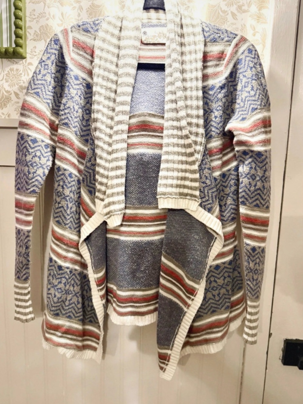 Aventura Blue Cream and Red Striped Open-Front Cardigan